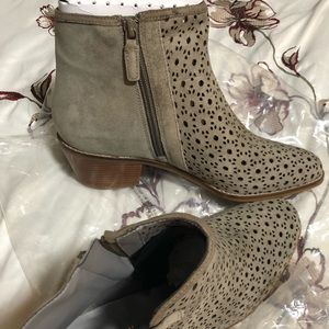 New Cole Haan bootie size 9